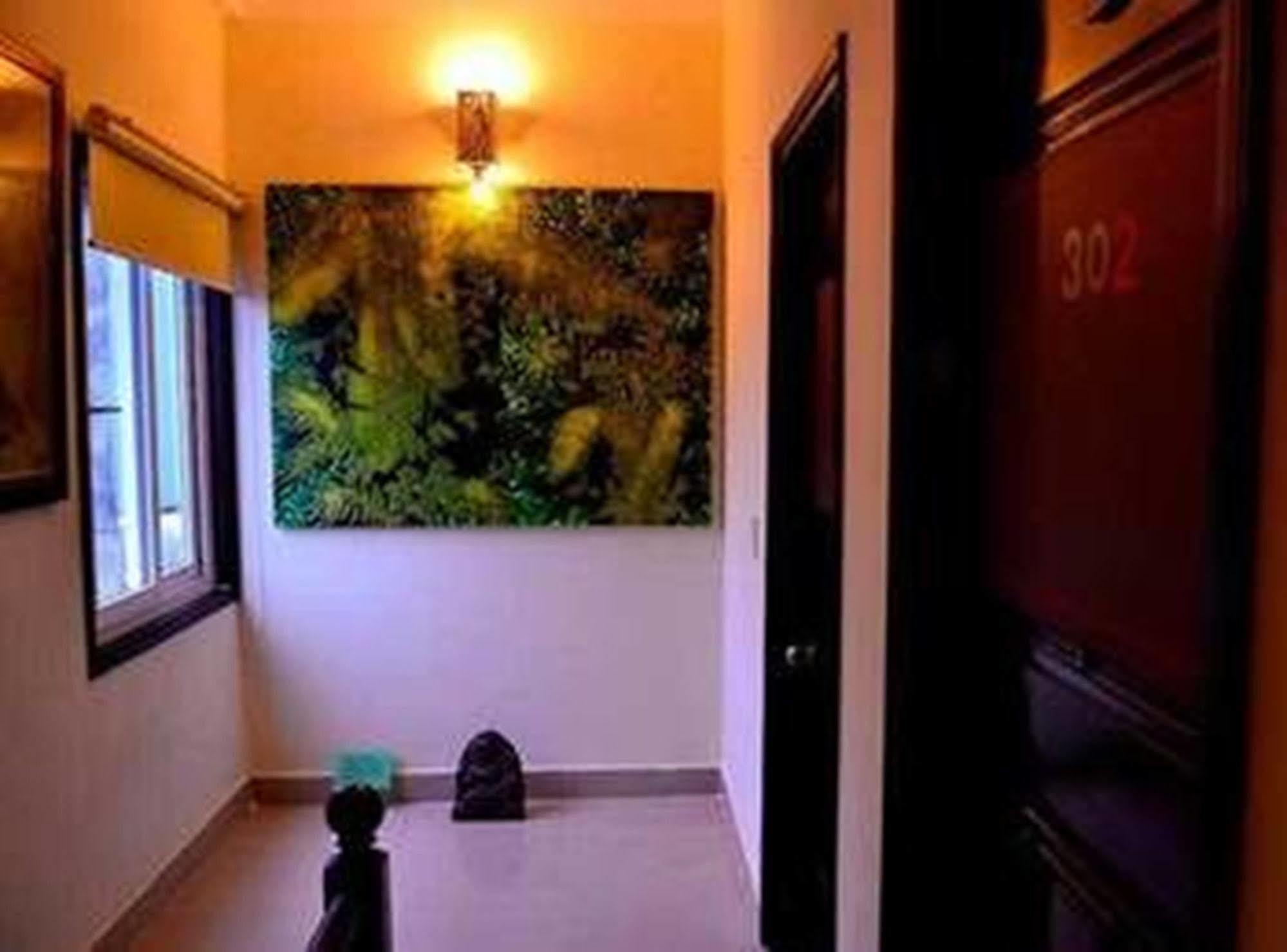 Hue Nino Hotel Exterior foto